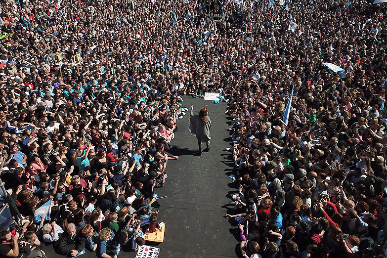 «Yo quiero que ganen las políticas que hicieron felices al pueblo durante tanto tiempo»