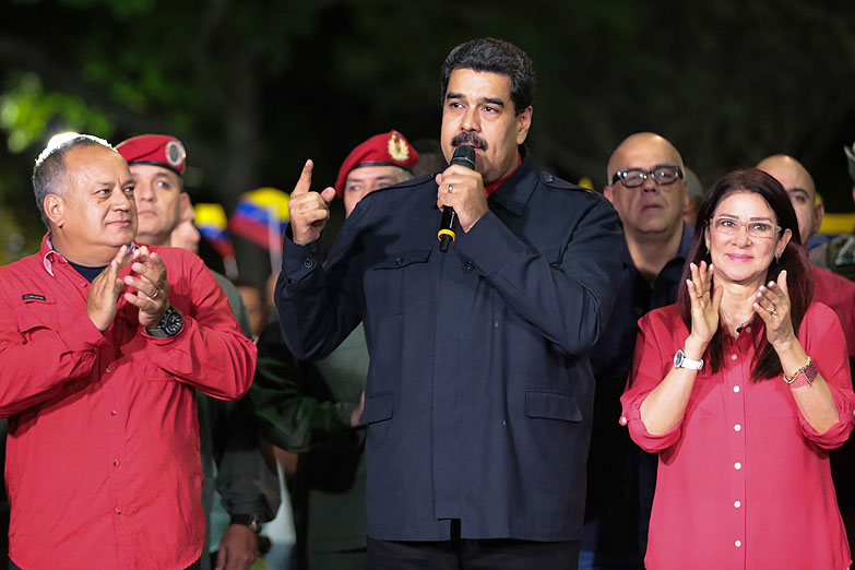 Maduro festejó el triunfo en Venezuela pero la oposición desconoce los resultados