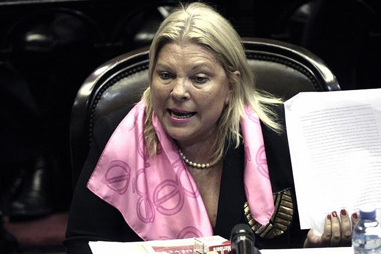 Carrió debió pedir disculpas por sus dichos sobre Santiago