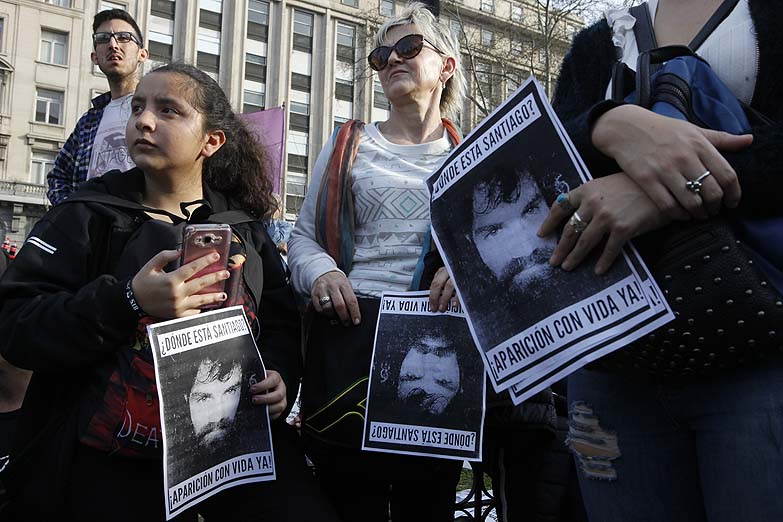 El gobierno, preocupado por una encuesta realizada tras el hallazgo del cuerpo