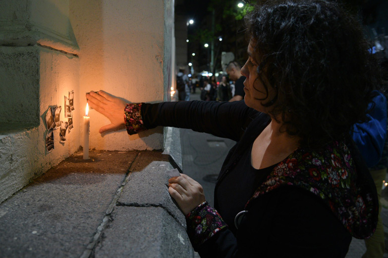 Una vigilia popular en la puerta de la Morgue Judicial
