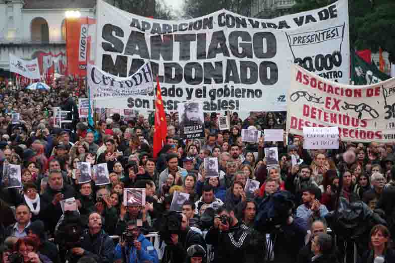Organizaciones de DDHH concentraron en Plaza de Mayo