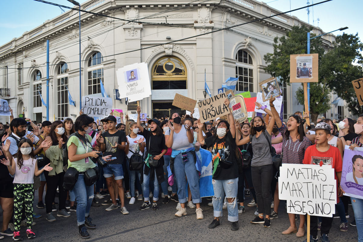 El presidente recibe a la mamá de Úrsula en medio de reclamos por la reforma judicial