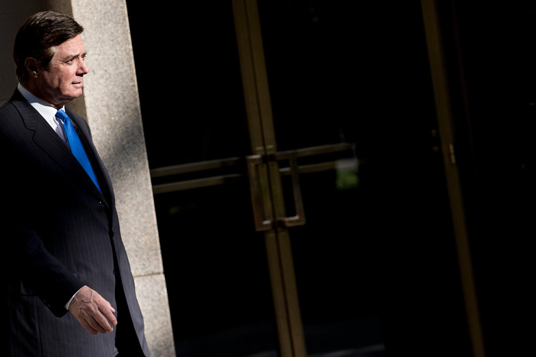 Ex jefe de campaña de Trump acusado de «traición a los Estados Unidos»