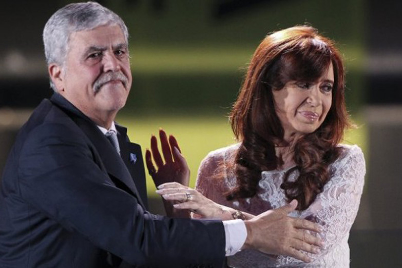 Otra carta de De Vido con una dura alusión a CFK