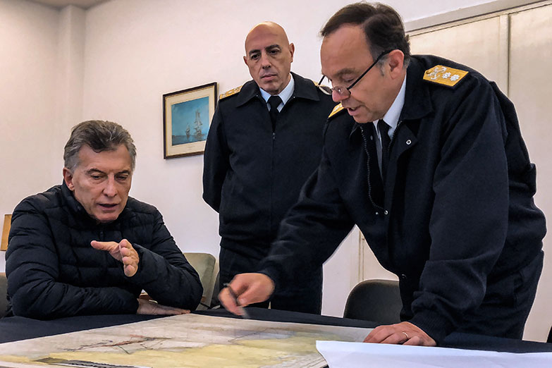 Macri estuvo en Mar del Plata con los familiares de los tripulantes