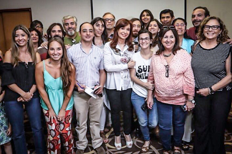 CFK ante una multitud en Tucumán: fuertes críticas al gobierno