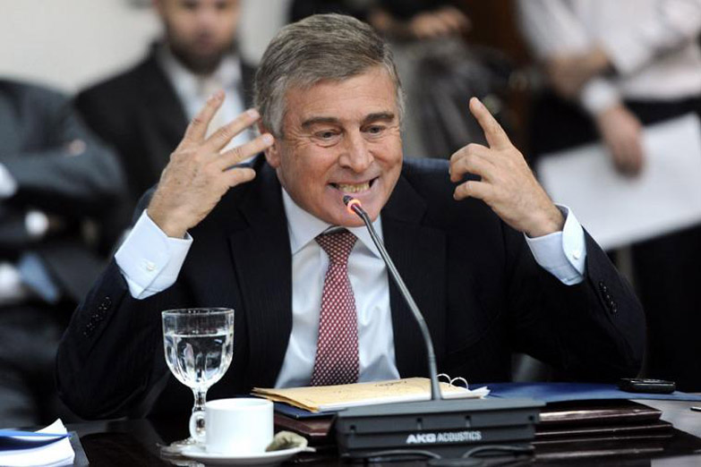 Piden interpelar a Aguad y conformar una comisión bicameral investigadora de la tragedia