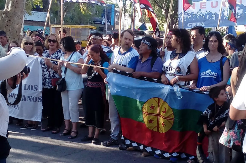 Organizaciones de DD HH, políticas y sociales marcharon a Plaza de Mayo