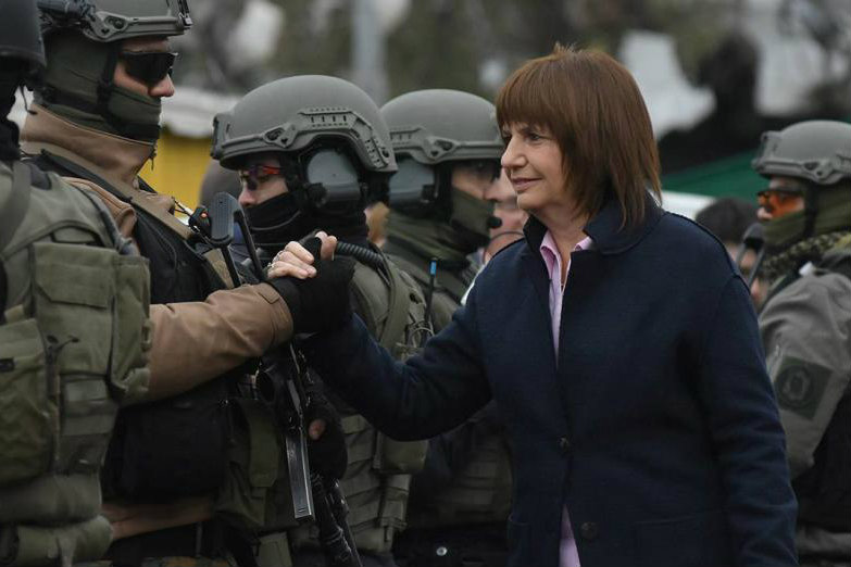Diputados nacionales piden el juicio político a Patricia Bullrich