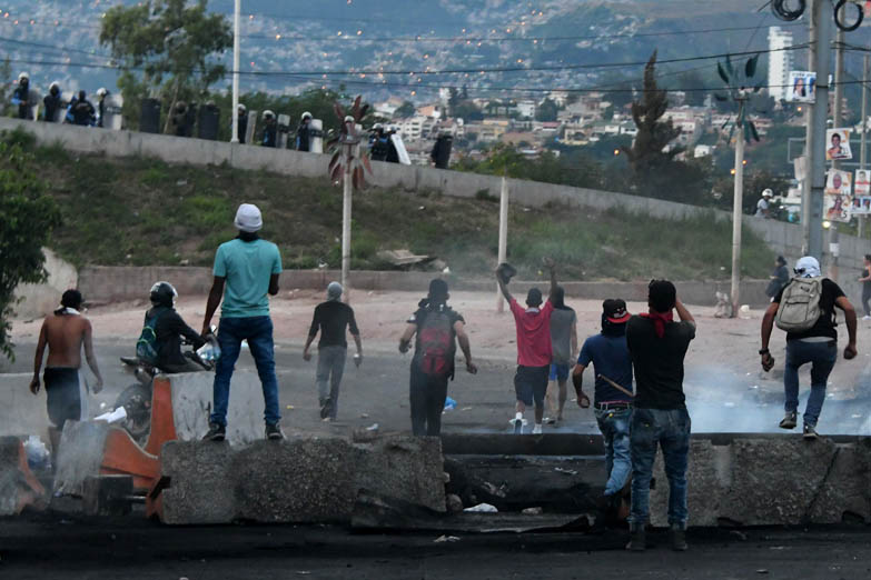 Muertos y detenidos tras las protestas