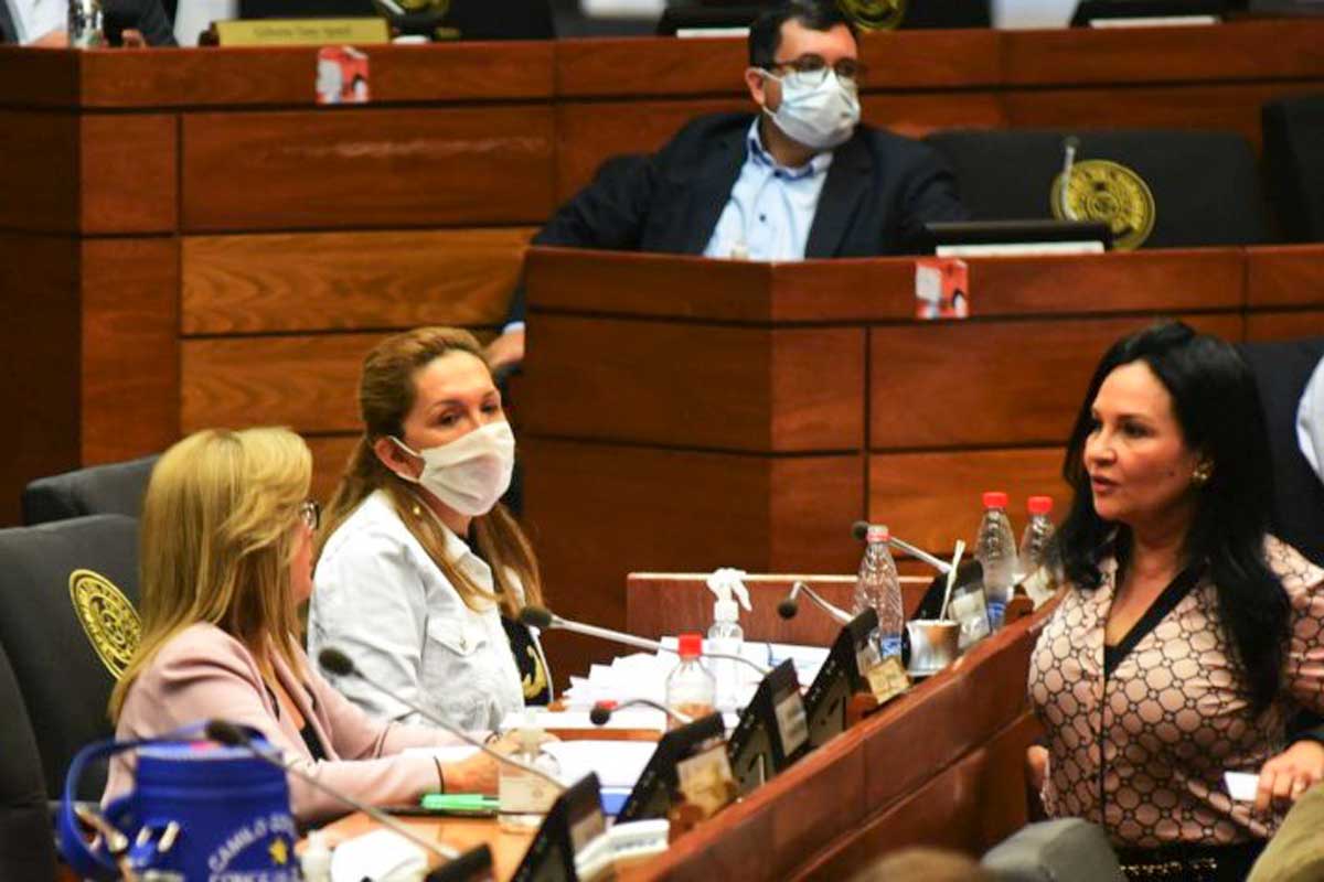 Cuarentena forzada en el Parlamento paraguayo entre corrupción y otros delitos