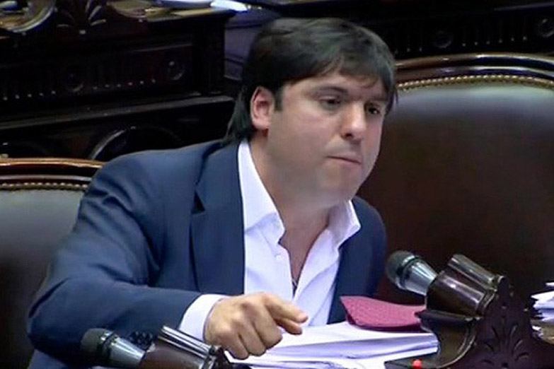 Con modificaciones avanza la reforma tributaria