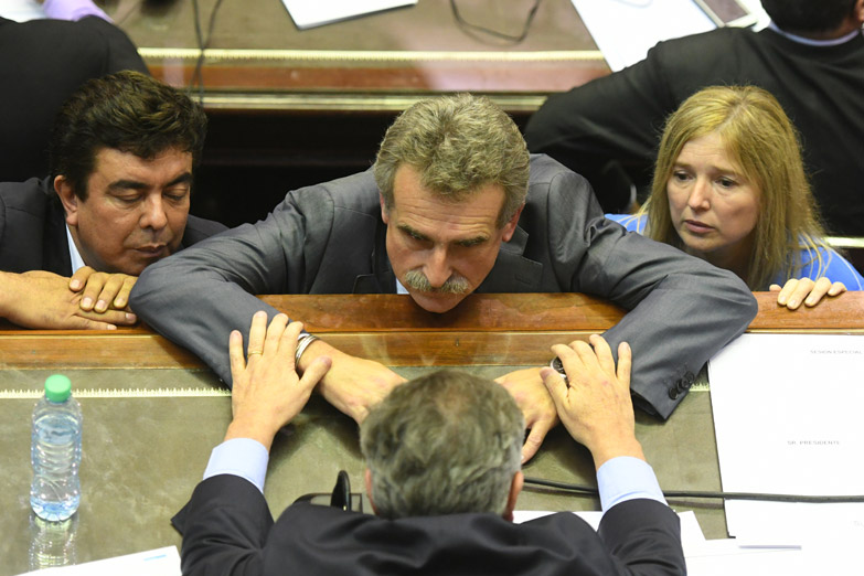 Rossi: «Estamos orgullosos de haber frenado la sesión»