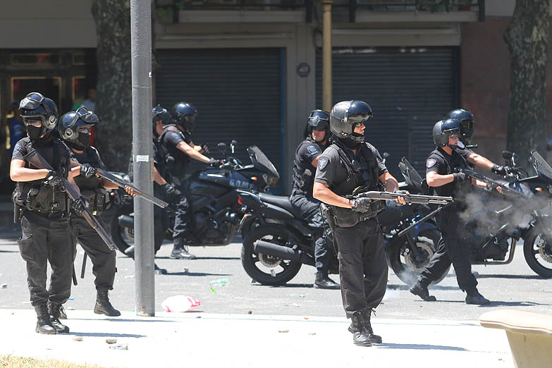 Organismos de Derechos Humanos, contra la represión y la reforma previsional
