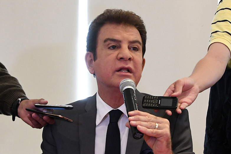 Violenta represión en Honduras contra la oposición, que denuncia fraude electoral