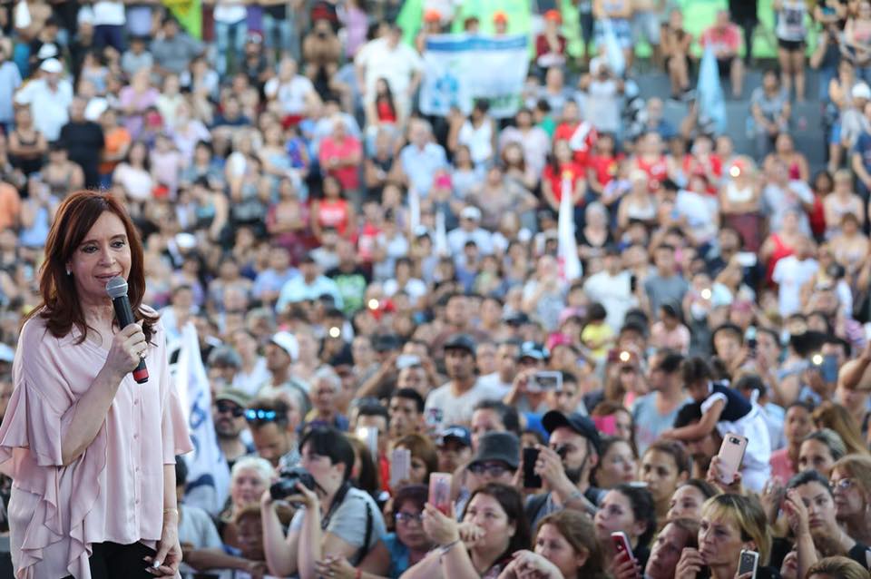 Cristina Fernández de Kirchner: «Vamos a construir una alternativa política»