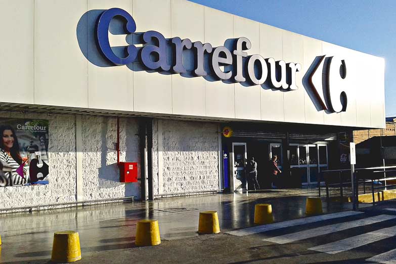 Carrefour planea despidos y cierre de sucursales