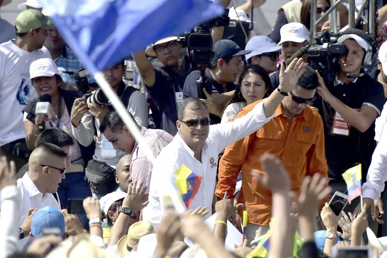 Correa lanza su campaña contra las reformas de Moreno y exige una Constituyente