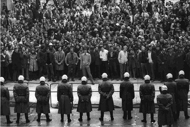La «Noche de las ideas» conmemora el medio siglo del Mayo Francés