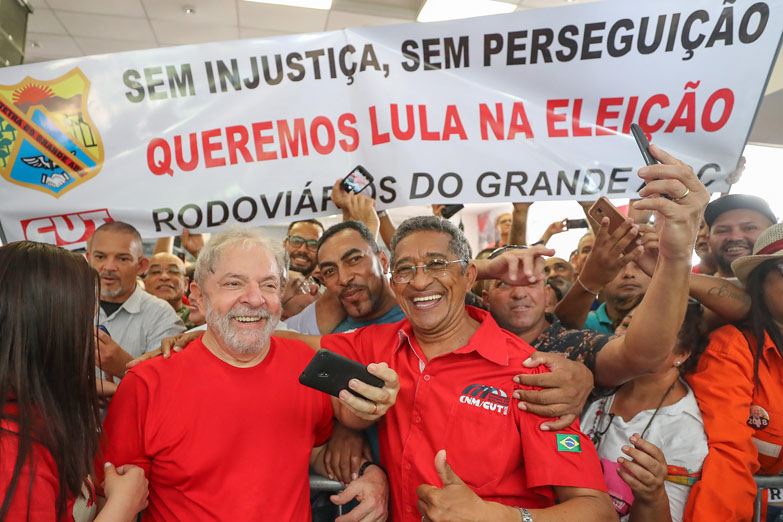 Manifestaciones a favor y en contra de la decisión judicial