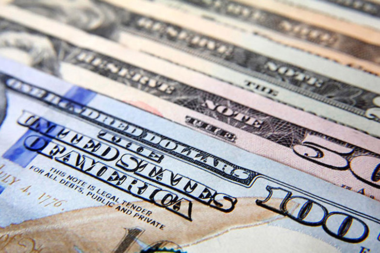 Otra vez los bancos oficiales bajaron al dólar