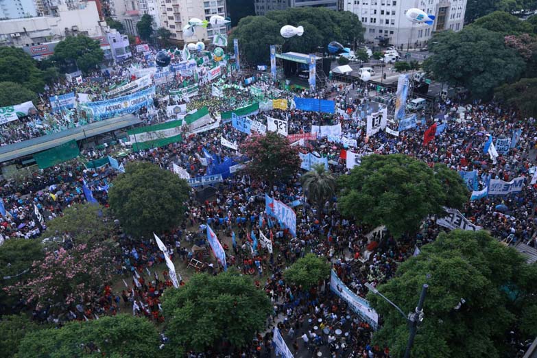 #21F: El día después de mañana, por Adrián Murano