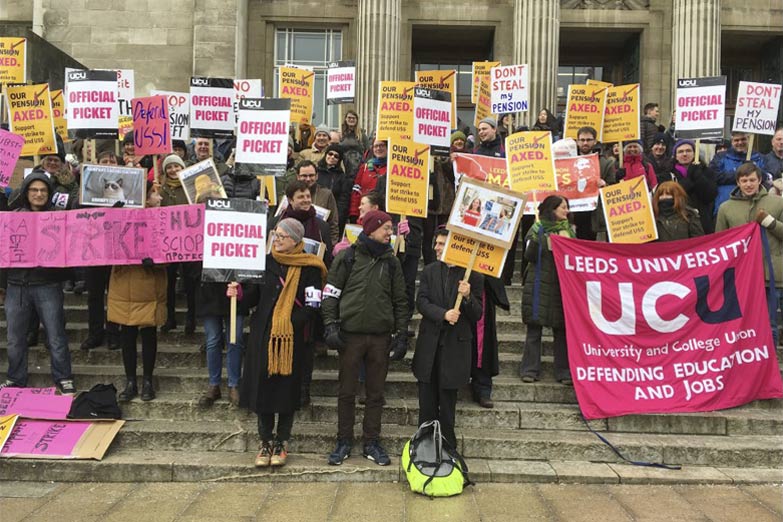 Histórica huelga de los profesores británicos