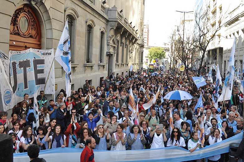 Los docentes se encaminan a un paro nacional el 5 y 6 de marzo