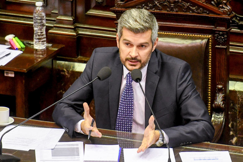 Ante los diputados, Peña respaldó de manera categórica a Caputo