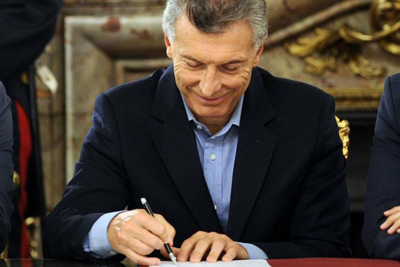 Se «perdió» el expediente en el que se investiga a Macri por falsificación de documento público