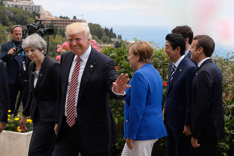Fuerte apoyo de Merkel, Trump y Macron a May por el conflicto con Rusia