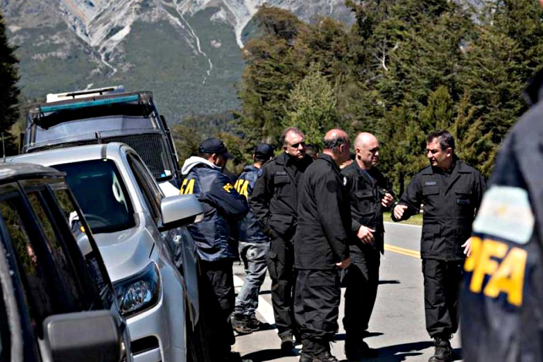 Confirman que Rafael Nahuel no usó armas de fuego y que fue asesinado por un prefecto