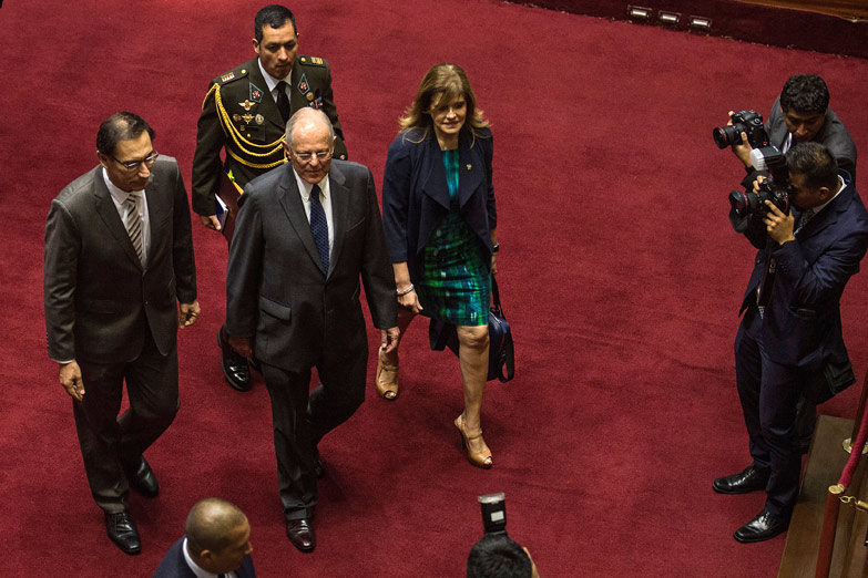 Antes de que lo destituyan, Kuczynski renunció a la presidencia de Perú