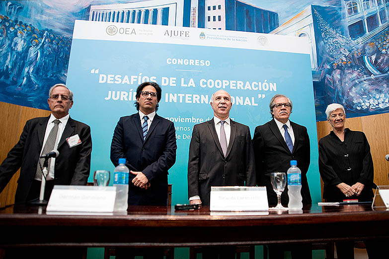 En medio de la crisis, el gobierno y la Corte negocian una reforma judicial conjunta
