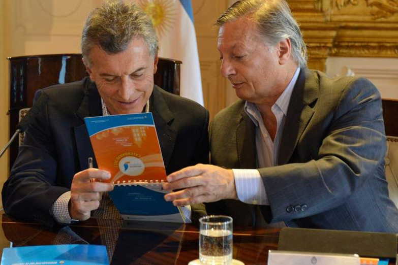 Macri defendió a Aranguren y anunció que no habrá más tarifazos