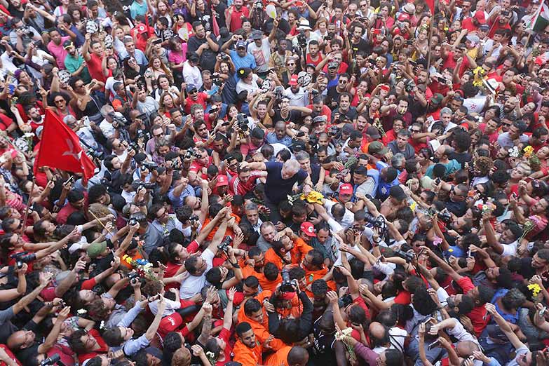 Tibia reacción del gobierno argentino y apoyos a Lula del progresismo regional y europeo