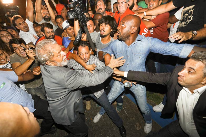 La detención de Lula abre un panorama incierto en el futuro político de Brasil