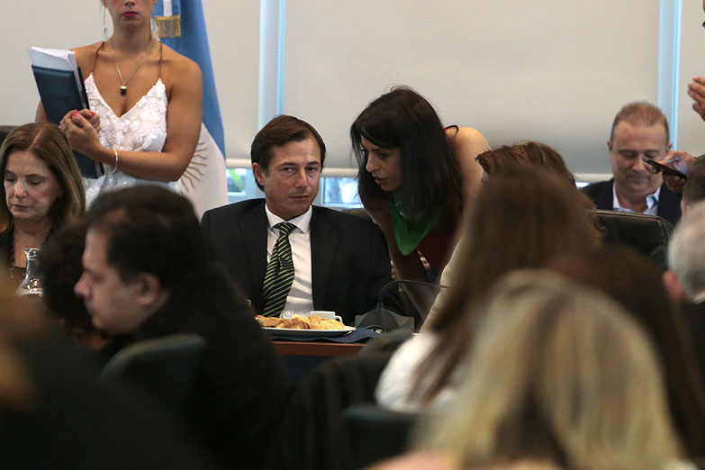 Daniel Lipovetzky: «Hay un tema de derecho de la mujer a decidir»