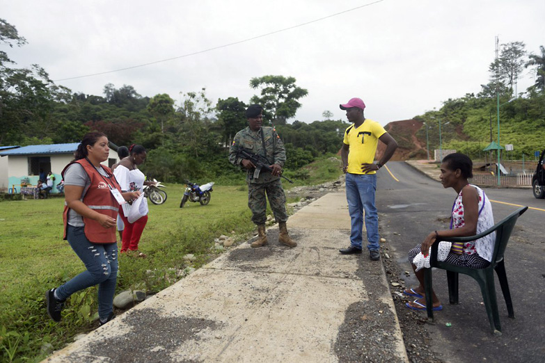 Ecuador militariza la frontera