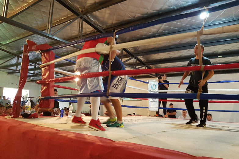 Presos de Urdampilleta realizaron una exhibición de boxeo a beneficio de un jardín