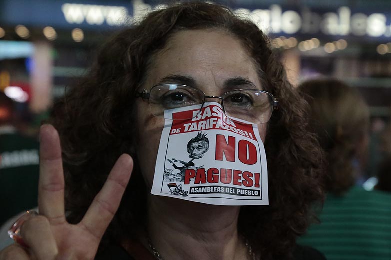 La baja de impuestos a los servicios en Provincia «es una cortina de humo»