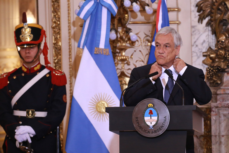 Por ahora, Piñera no podrá nombrar a su hermano como embajador en Argentina