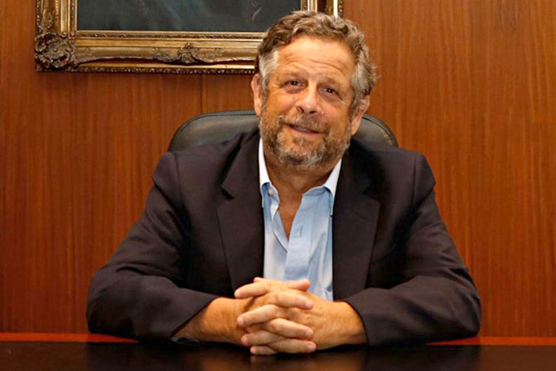 El ministro de Salud, a favor del aborto, irá a la última exposición en Diputados