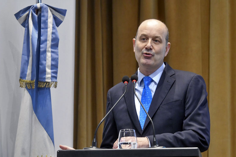 El BCRA negó la corrida y aseguró que la tasa al 40% ayuda a la economía