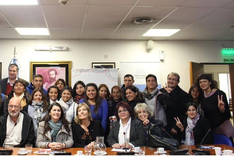 FIRA: se presentó un foro que articula las voces de las regiones del país