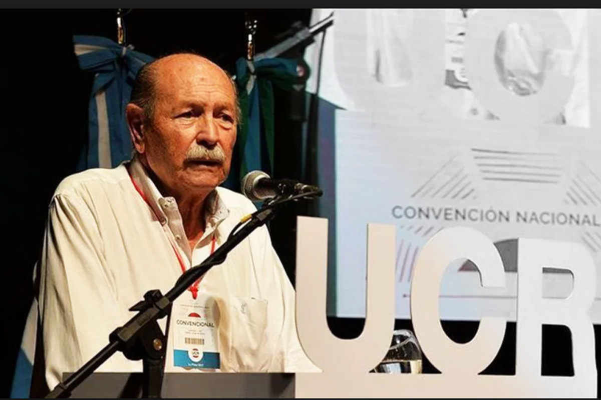 Tensión en Cambiemos: el titular de la Convención radical pidió revisar la continuidad de la UCR en la alianza