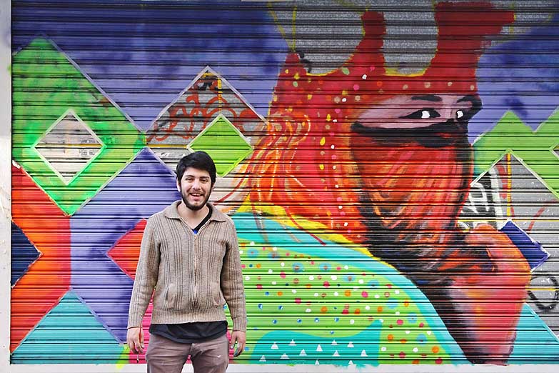 Cómo transformar la persiana de un negocio en obra de arte