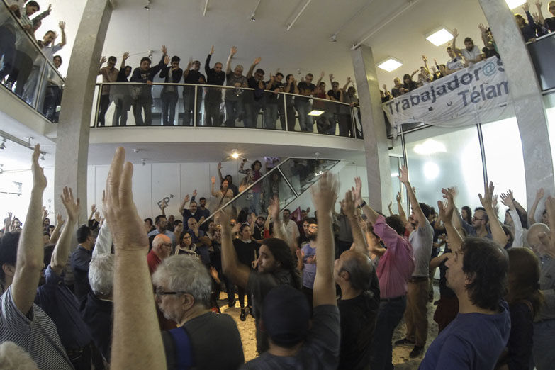 Continúa el paro por tiempo indeterminado en Télam por el despido de dos periodistas