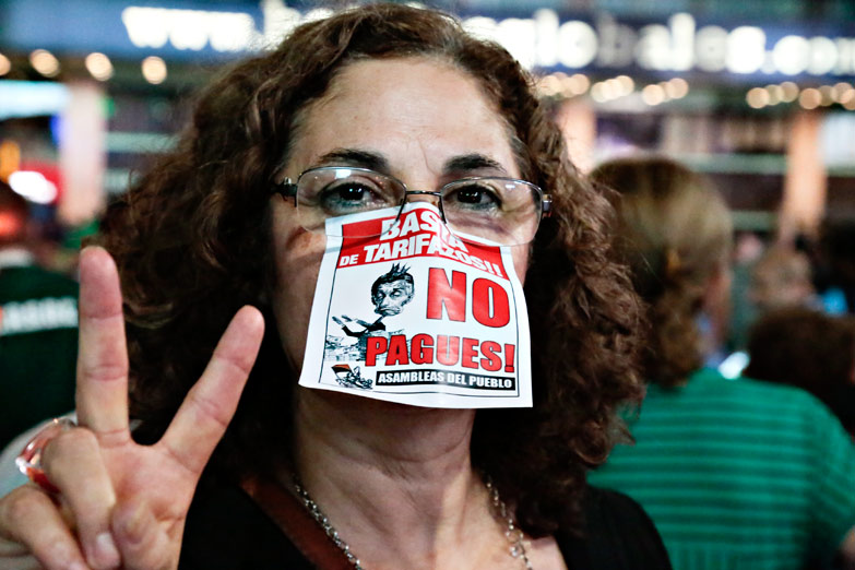 El marketing no puede parar la caída de la imagen de Macri por la crisis económica